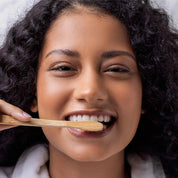 Combo Higiêne Pessoal - 01 Sabonete de Cupuaçu e Capim Limão, 01 Creme Dental Sem Flúor de Menta e Cravo e 01 Desodorante Bactericida Sem Alumínio